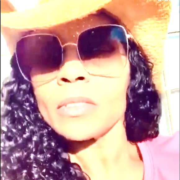 Meet your Posher, Tracy - Picture 11 of 11